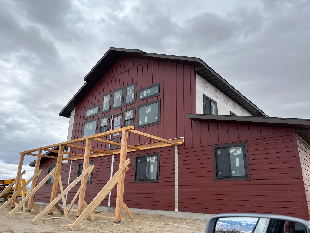 Commercial roofing project in Wyoming